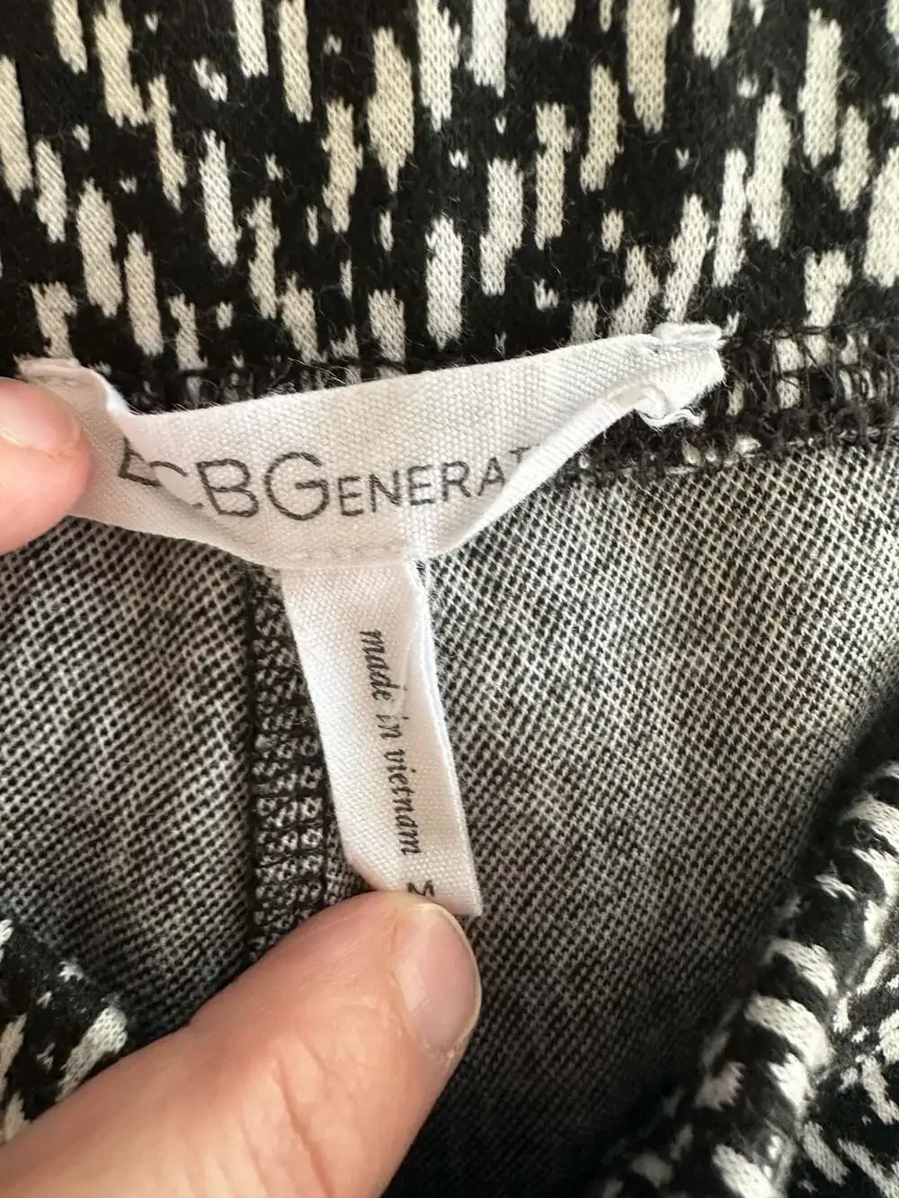 BCBG Generation Womens Pants Black and White Chevron Knit Pull-On Pants Medium - Picture 8 of 13